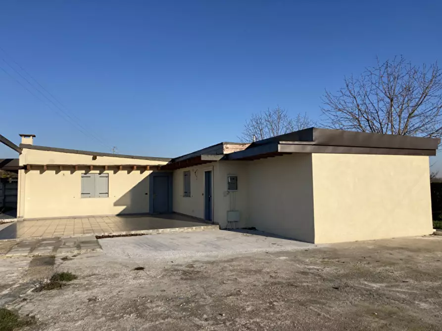 Immagine 10 di Capannone industriale in vendita  in VIA PIOVEGA a Piove Di Sacco