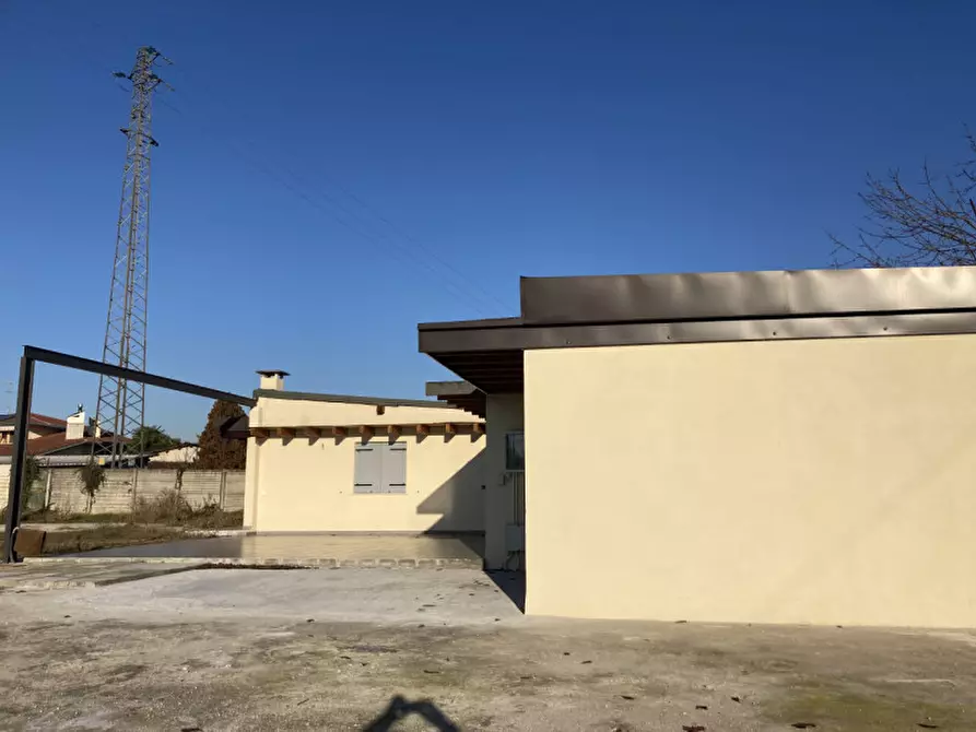 Immagine 11 di Capannone industriale in vendita  in VIA PIOVEGA a Piove Di Sacco