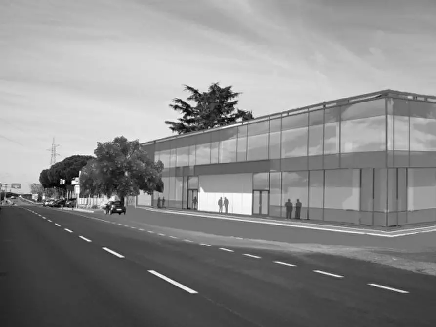 Immagine 6 di Negozio in vendita  in Via Tuscolana a Roma