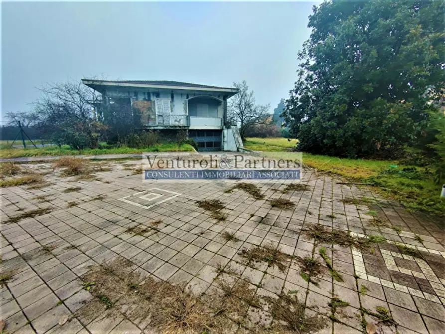 Immagine 1 di Villa in vendita  in via manzoni a Leno