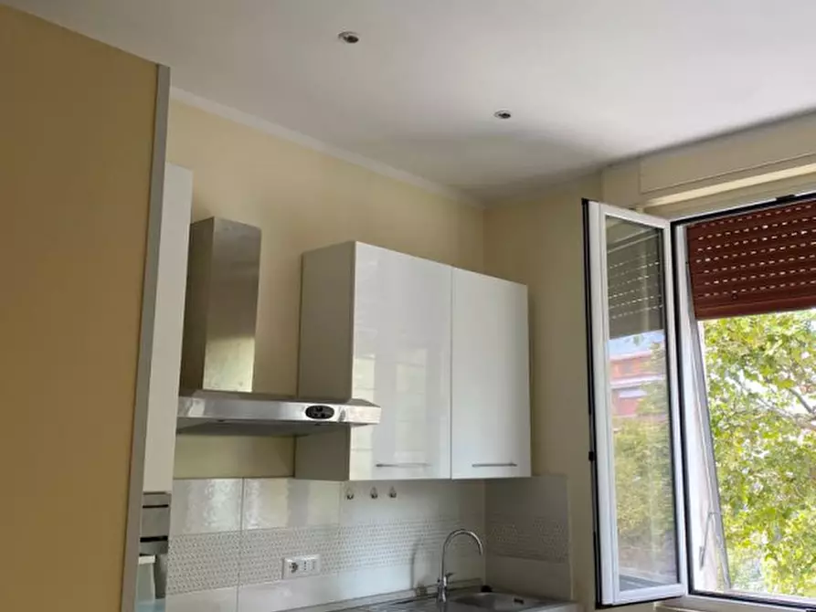 Immagine 9 di Appartamento in vendita  in VIA NOMENTANA a Roma