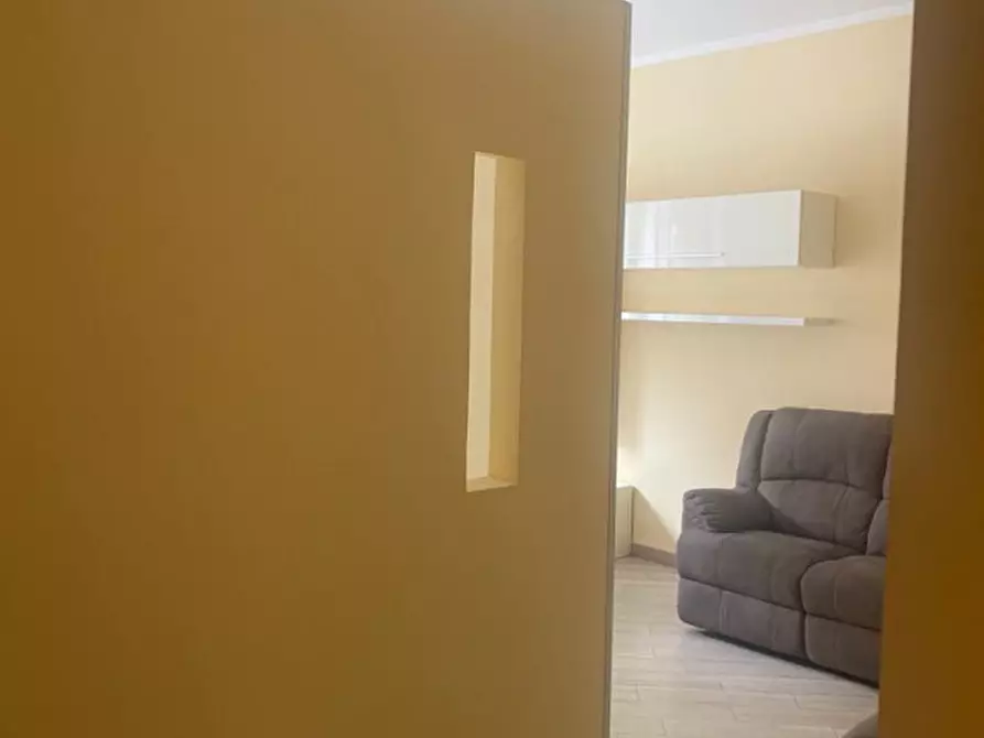 Immagine 13 di Appartamento in vendita  in VIA NOMENTANA a Roma