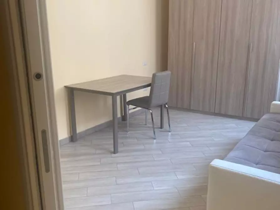 Immagine 18 di Appartamento in vendita  in VIA NOMENTANA a Roma