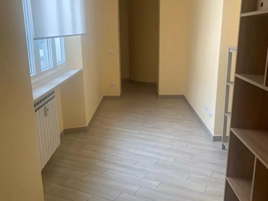 Immagine 22 di Appartamento in vendita  in VIA NOMENTANA a Roma