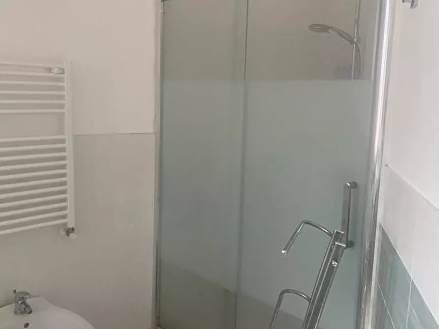 Immagine 30 di Appartamento in vendita  in VIA NOMENTANA a Roma