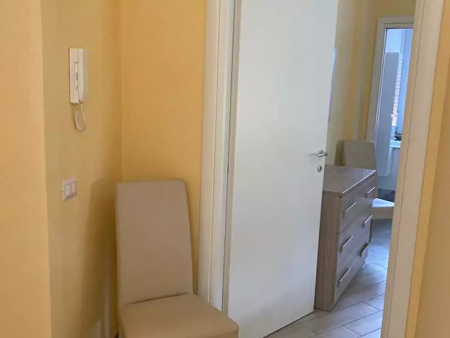 Immagine 38 di Appartamento in vendita  in VIA NOMENTANA a Roma