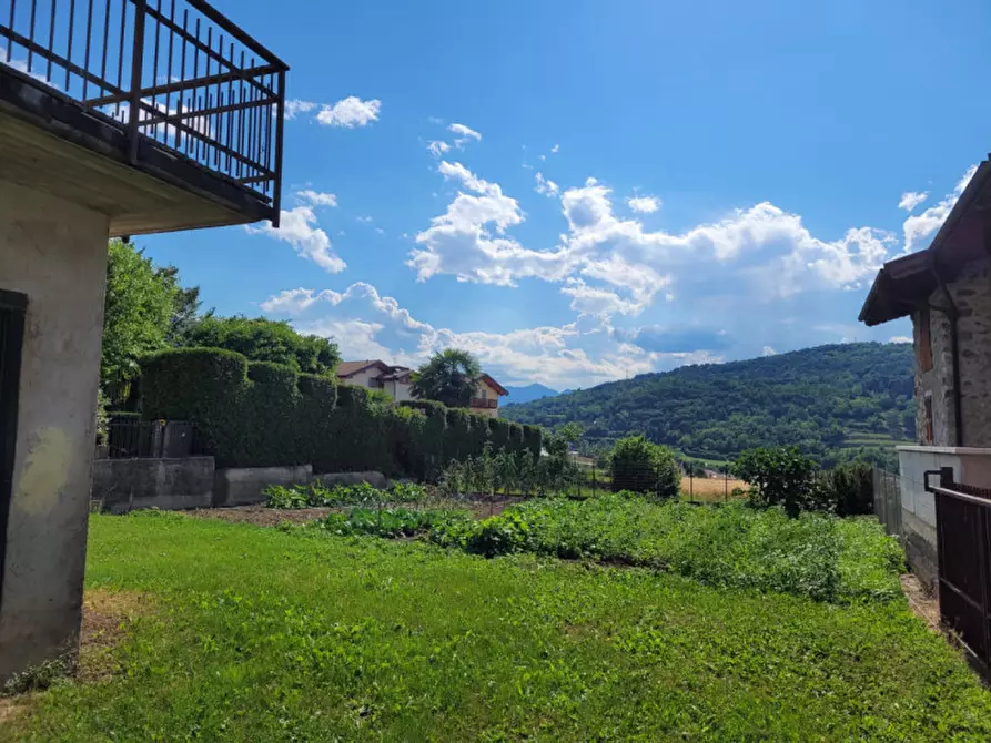 Immagine 7 di Rustico / casale in vendita  in via becca a Cavedine