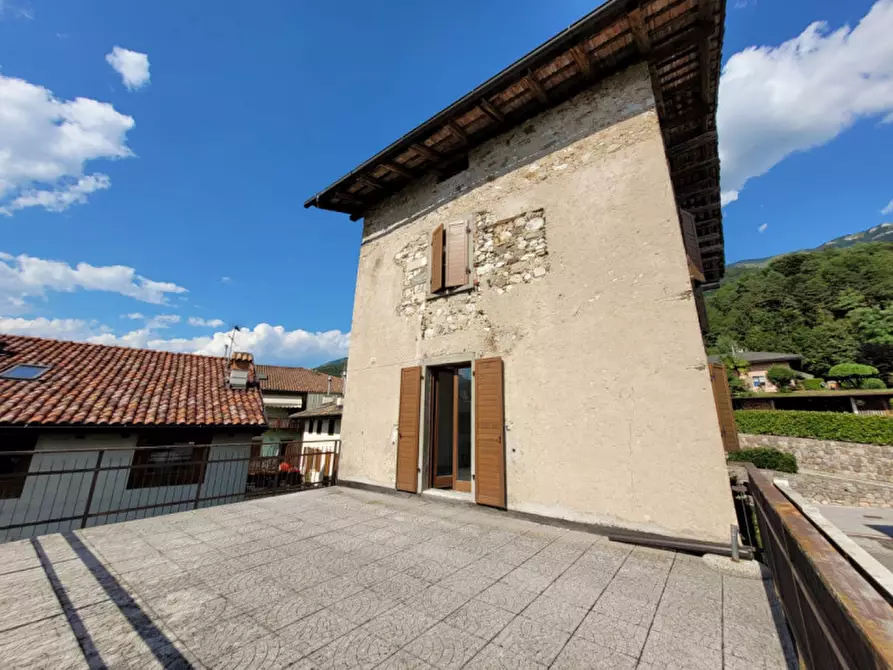 Immagine 8 di Rustico / casale in vendita  in via becca a Cavedine