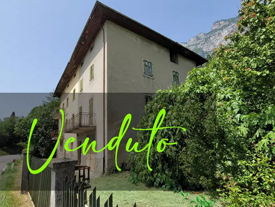 Immagine 1 di Villetta a schiera in vendita  in località isoletta a Dro