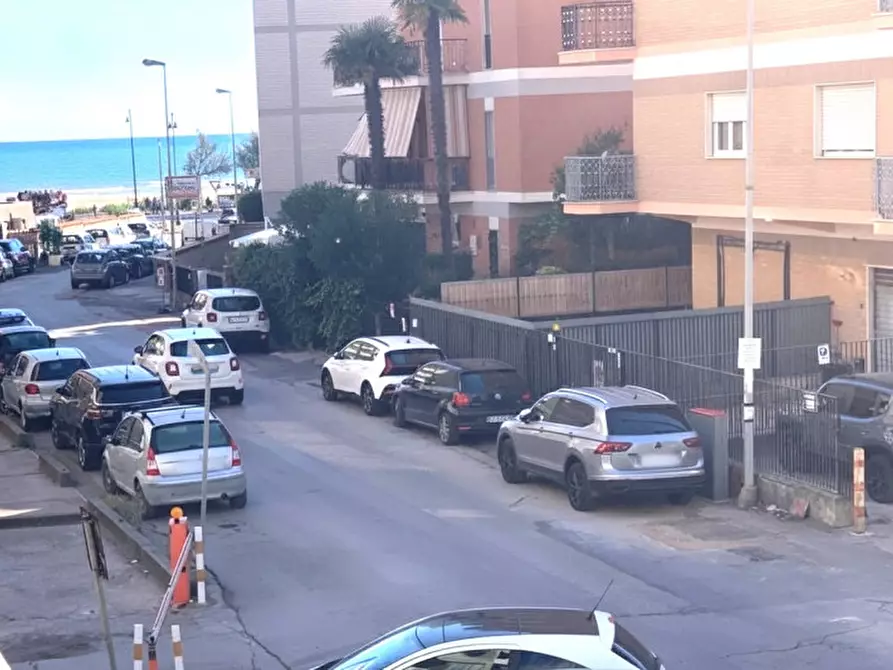 Immagine 2 di Appartamento in vendita  in Via Venezia a Nettuno