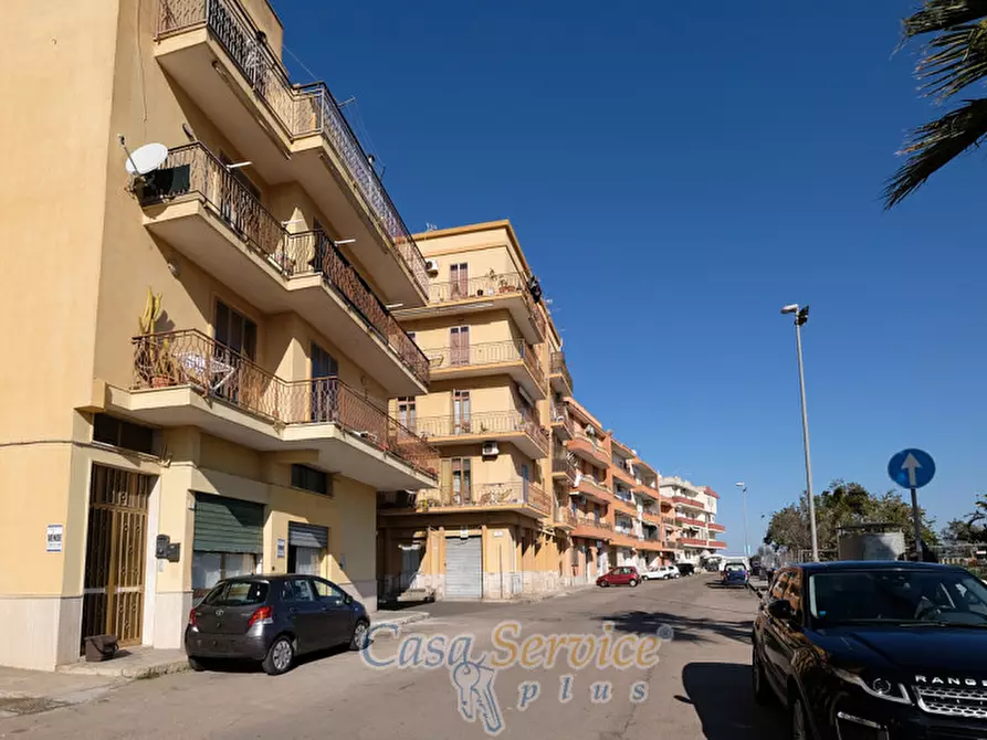 Immagine 6 di Negozio in vendita  in Via Firenze a Gallipoli