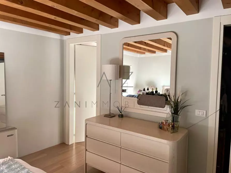 Immagine 10 di Appartamento in vendita  in Palazzo Pasquali a Asolo