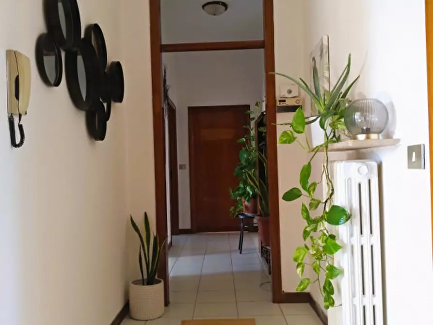 Immagine 9 di Appartamento in vendita  in Via Gramsci a Passignano Sul Trasimeno