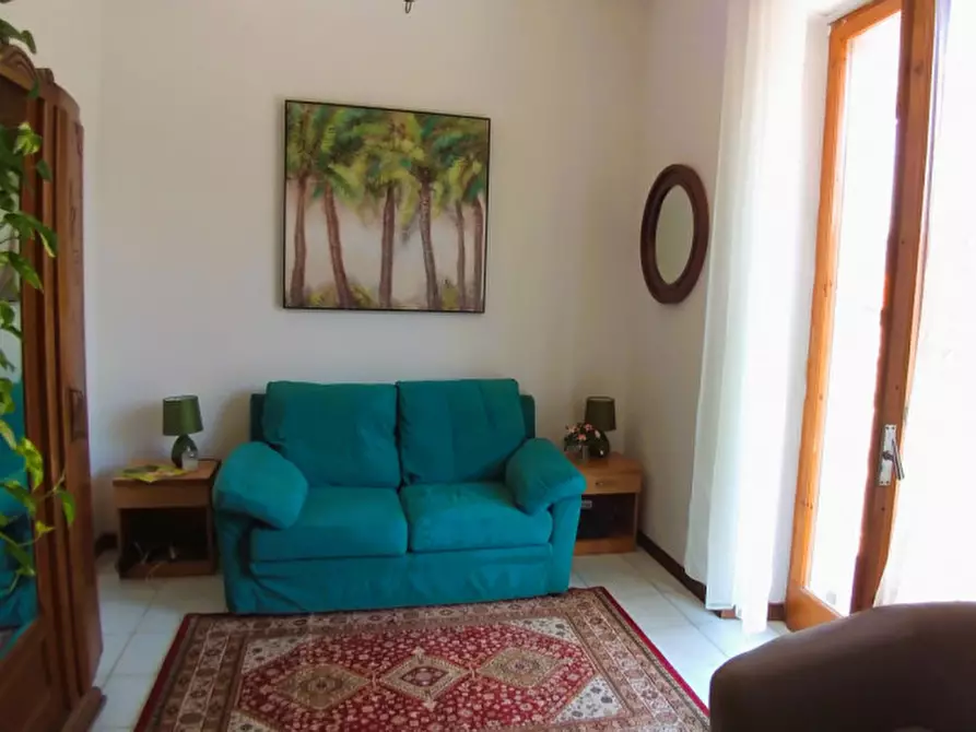 Immagine 15 di Appartamento in vendita  in Via Gramsci a Passignano Sul Trasimeno