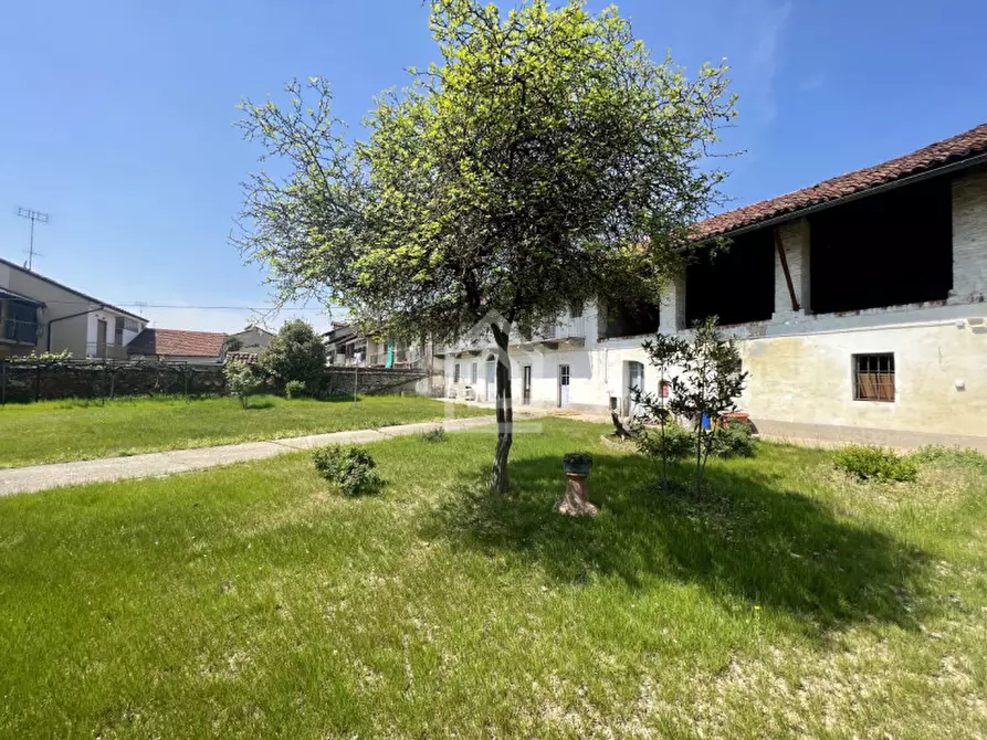 Immagine 11 di Terreno in vendita  in Via Mazzè a Chivasso