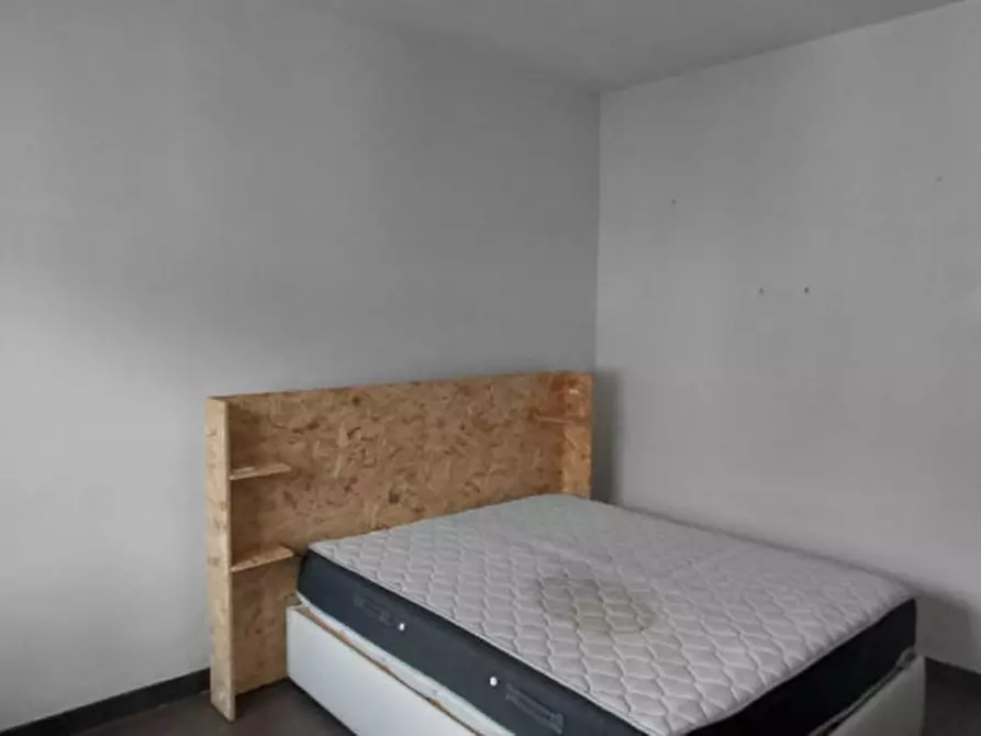 Immagine 11 di Appartamento in affitto  in Via Consalvo 105 a Napoli