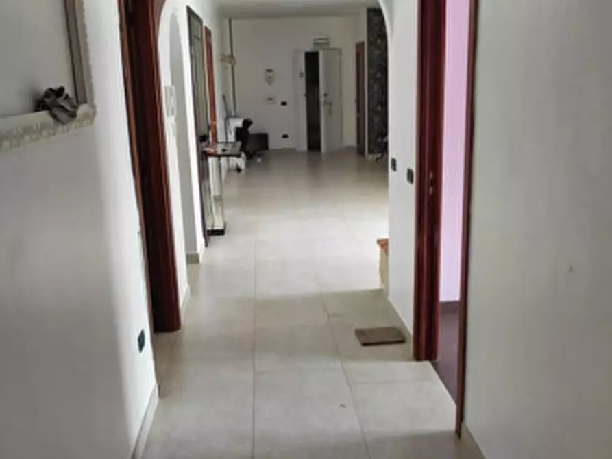 Immagine 40 di Appartamento in affitto  in Via Consalvo 105 a Napoli