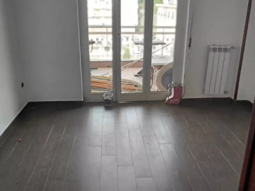 Immagine 41 di Appartamento in affitto  in Via Consalvo 105 a Napoli