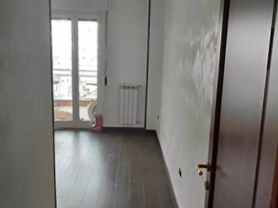 Immagine 43 di Appartamento in affitto  in Via Consalvo 105 a Napoli