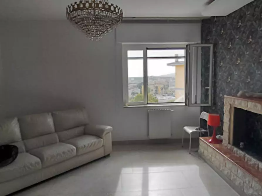 Immagine 47 di Appartamento in affitto  in Via Consalvo 105 a Napoli