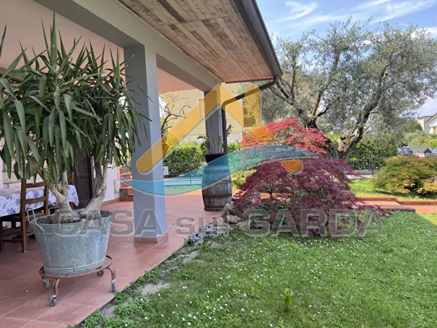 Immagine 8 di Appartamento in vendita  in Via Alfieri a Peschiera Del Garda