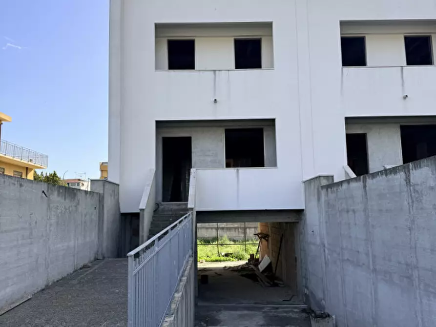 Immagine 11 di Villa in vendita  in VIA STATALE ORETO a Barcellona Pozzo Di Gotto