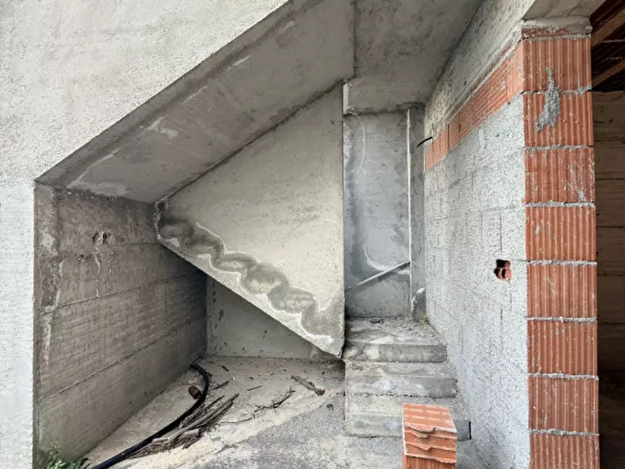 Immagine 13 di Villa in vendita  in VIA STATALE ORETO a Barcellona Pozzo Di Gotto