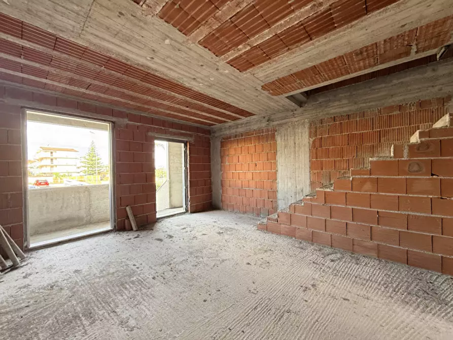 Immagine 18 di Villa in vendita  in VIA STATALE ORETO a Barcellona Pozzo Di Gotto