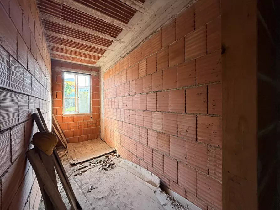 Immagine 24 di Villa in vendita  in VIA STATALE ORETO a Barcellona Pozzo Di Gotto