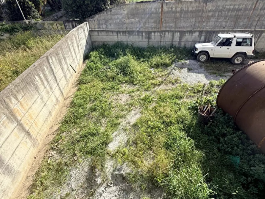 Immagine 25 di Villa in vendita  in VIA STATALE ORETO a Barcellona Pozzo Di Gotto