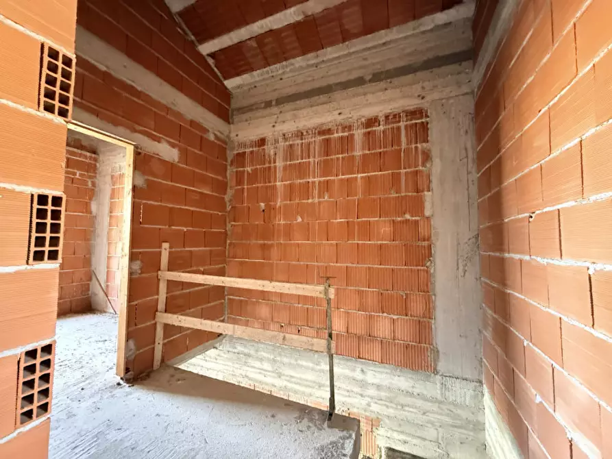 Immagine 32 di Villa in vendita  in VIA STATALE ORETO a Barcellona Pozzo Di Gotto