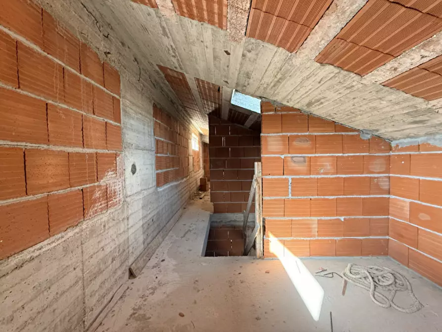 Immagine 41 di Villa in vendita  in VIA STATALE ORETO a Barcellona Pozzo Di Gotto