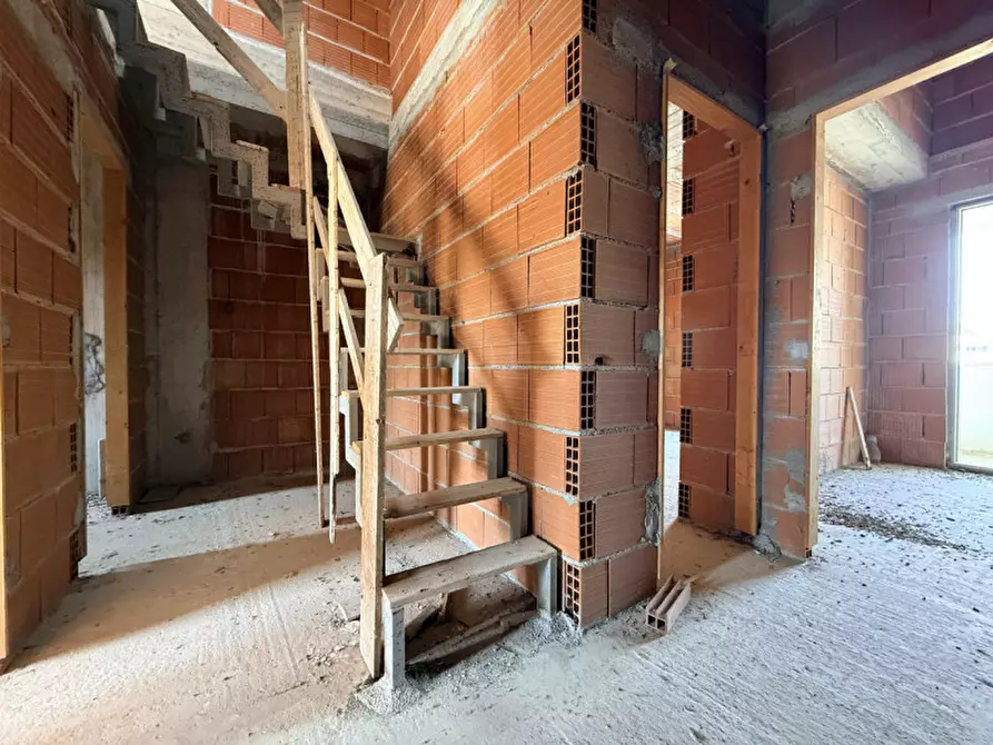Immagine 42 di Villa in vendita  in VIA STATALE ORETO a Barcellona Pozzo Di Gotto