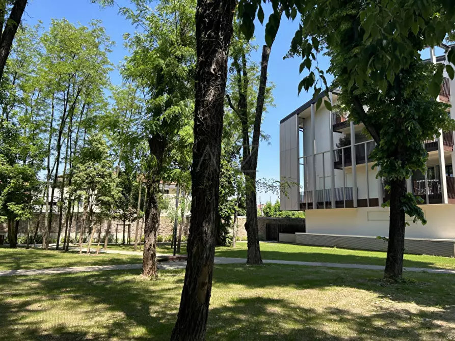 Immagine 2 di Ufficio in vendita  in Via Cazzaro 7 a Castelfranco Veneto