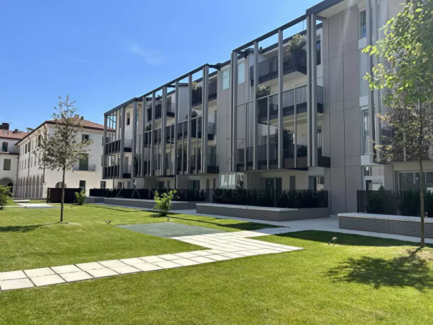 Immagine 4 di Ufficio in vendita  in Via Cazzaro 7 a Castelfranco Veneto