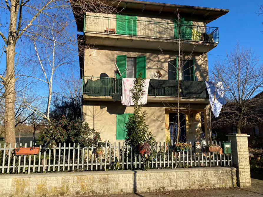 Immagine 1 di Casa indipendente in vendita  a Castiglione Del Lago