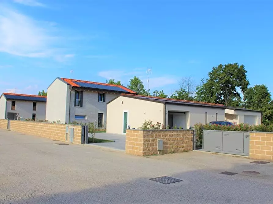 Immagine 6 di Casa indipendente in vendita  in Via Della Pieve a Massanzago