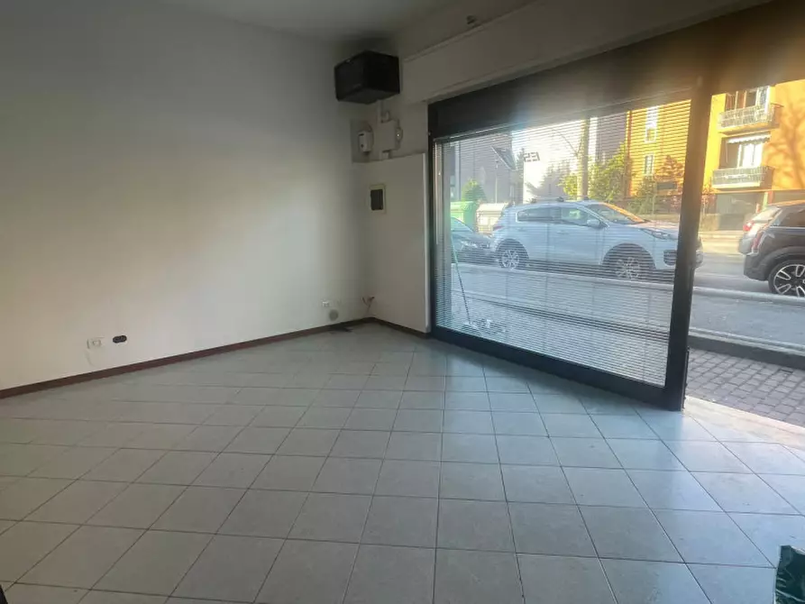 Immagine 22 di Negozio in vendita  in via trieste 226 a Venezia