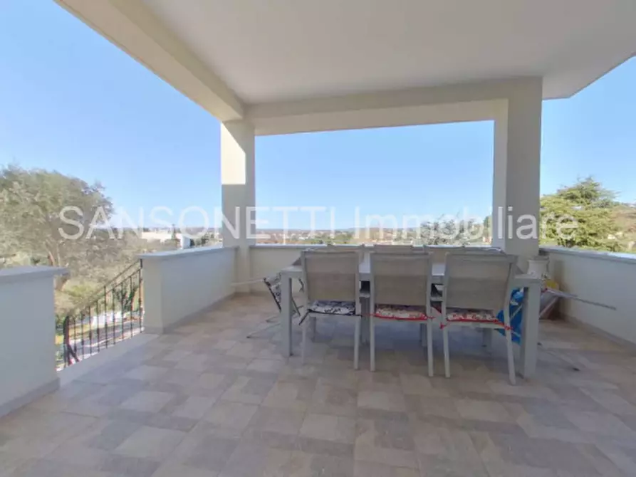 Immagine 9 di Villa in vendita  a Fasano