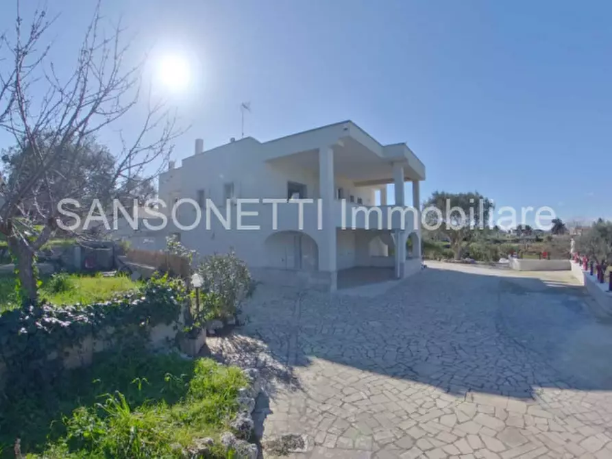 Immagine 29 di Villa in vendita  a Fasano
