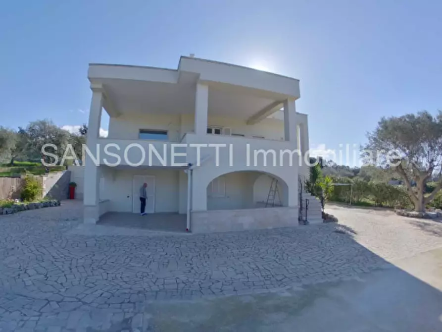 Immagine 30 di Villa in vendita  a Fasano