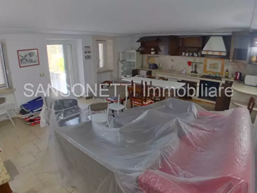 Immagine 47 di Villa in vendita  a Fasano