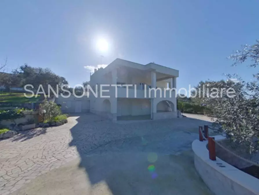 Immagine 69 di Villa in vendita  a Fasano