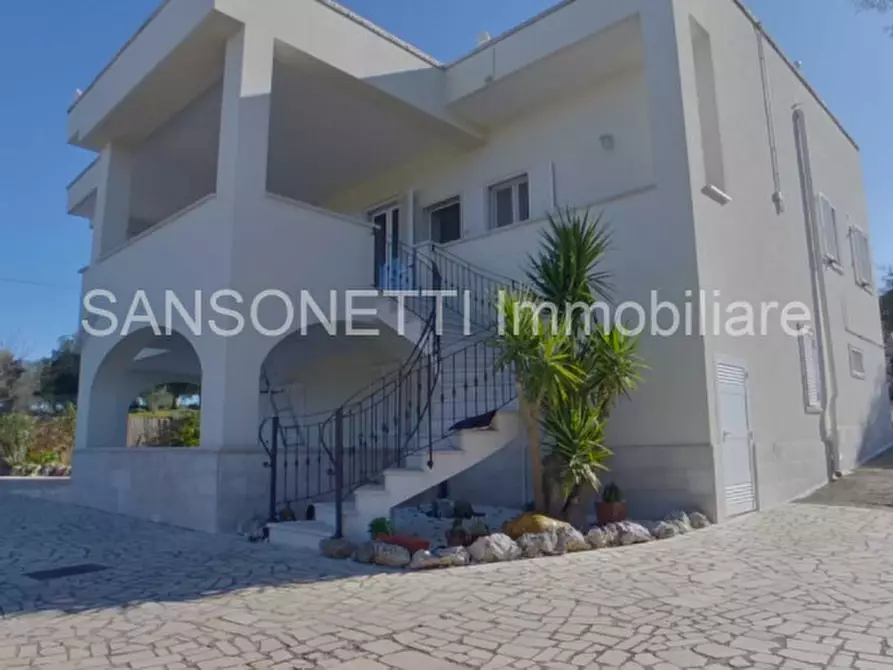 Immagine 73 di Villa in vendita  a Fasano