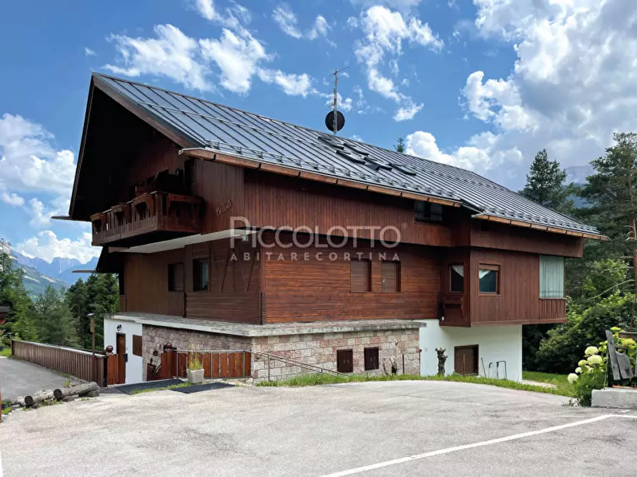 Immagine 2 di Appartamento in vendita  in Acquabona a Cortina D'ampezzo