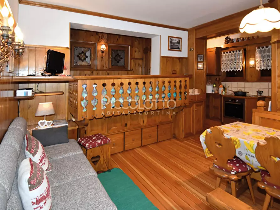 Immagine 3 di Appartamento in vendita  in Acquabona a Cortina D'ampezzo