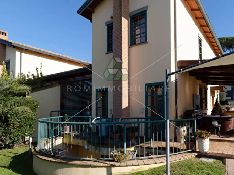 Immagine 23 di Casa bifamiliare in vendita  in Via Prato Lauro a Roma