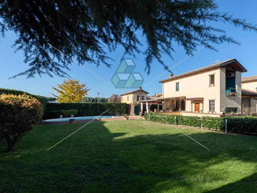 Immagine 27 di Casa bifamiliare in vendita  in Via Prato Lauro a Roma