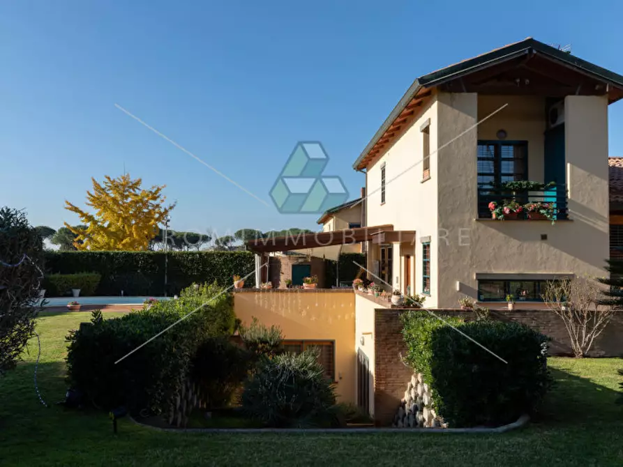 Immagine 28 di Casa bifamiliare in vendita  in Via Prato Lauro a Roma