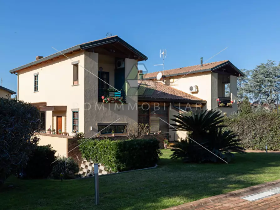 Immagine 29 di Casa bifamiliare in vendita  in Via Prato Lauro a Roma